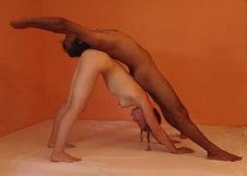 parejas_yoga_desnudo[1]